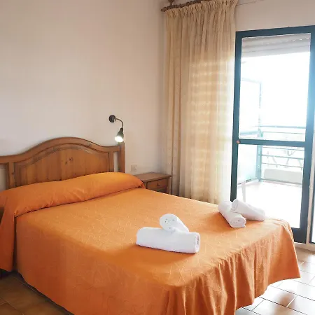 Ref. 207. Apart. Maritim * Pineda de Mar